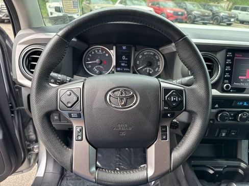 Used 2021 Toyota Tacoma SR5 w/ Technology Package image 13