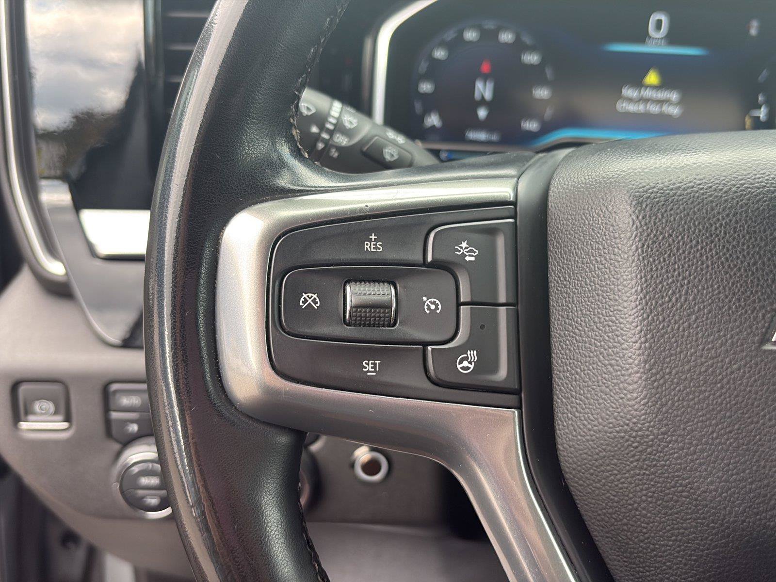Used 2023 Chevrolet Silverado 1500 LT AWD/4WD image 27