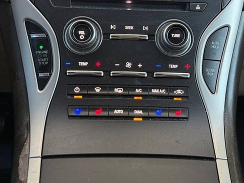 Used 2019 Lincoln Nautilus Reserve FWD image 4