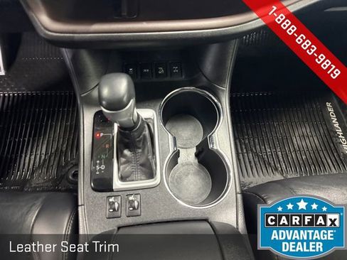 Used 2019 Toyota Highlander XLE image 14