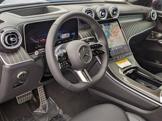 Used 2025 Mercedes-Benz GLC 300 4MATIC video 3