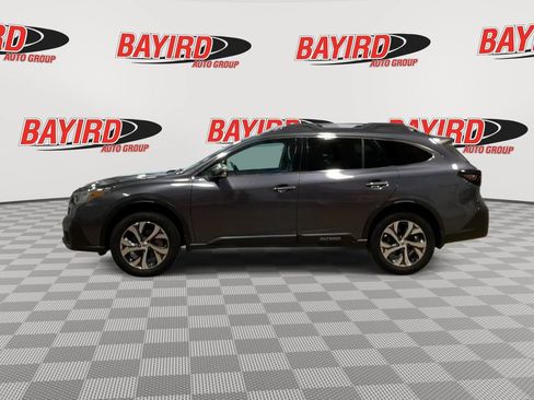 Used 2022 Subaru Outback Touring AWD/4WD image 5