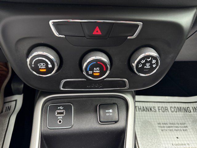 Used 2018 Jeep Compass Sport FWD image 21
