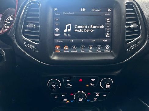 Used 2021 Jeep Compass Trailhawk AWD/4WD image 20
