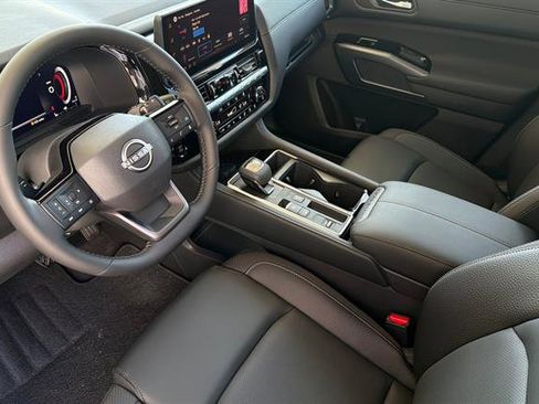 New 2026 Nissan Pathfinder SL w/ Cargo Package FWD image 10