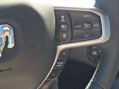 Used 2025 RAM 1500 Big Horn image 24