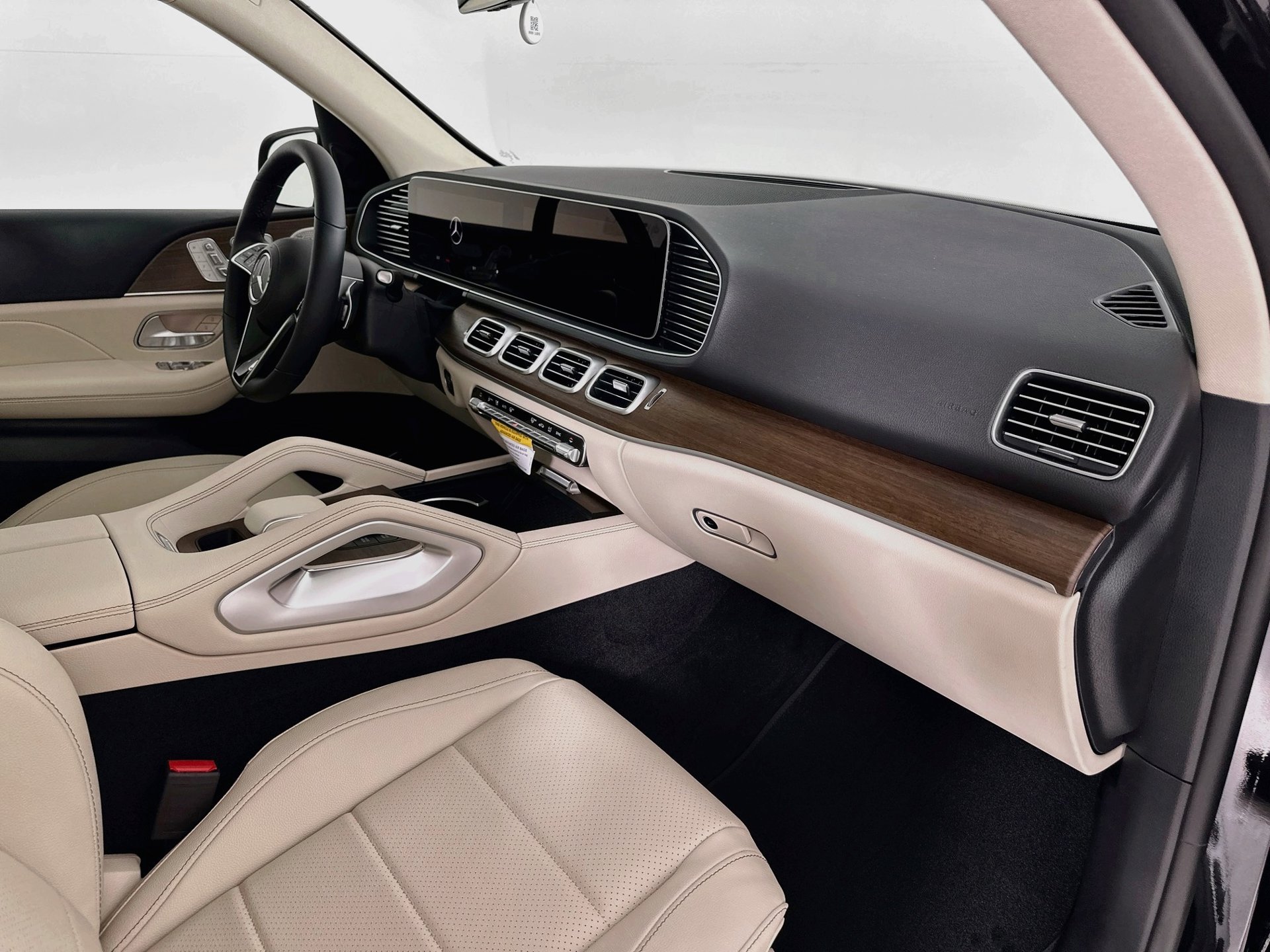 New 2026 Mercedes-Benz GLE 450 4MATIC image 32