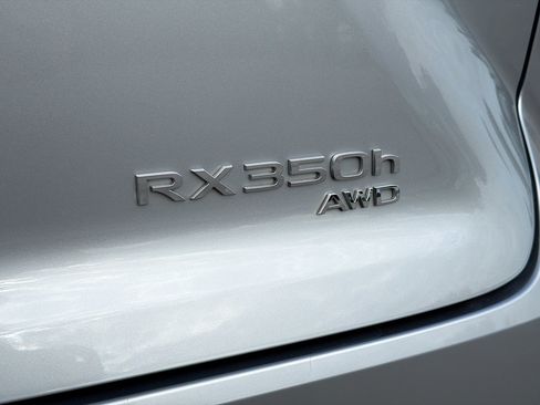 Used 2023 Lexus RX 350 w/ Cold Area Package AWD/4WD image 11
