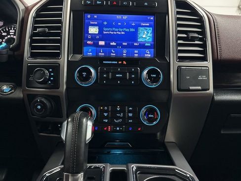 Used 2020 Ford F150 Platinum w/ Equipment Group 701A Luxury image 25