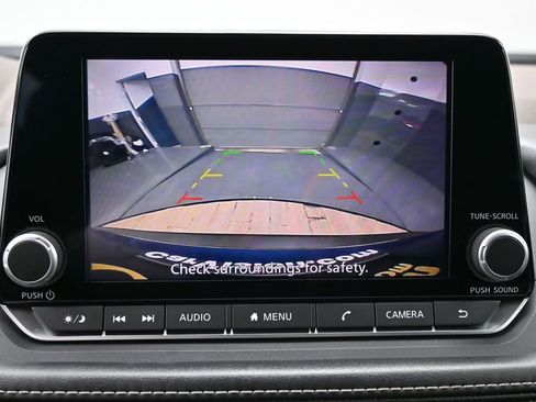 Used 2023 Nissan Rogue S FWD image 21