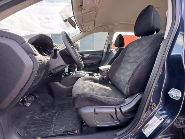 Used 2016 Nissan Rogue S AWD/4WD image 10