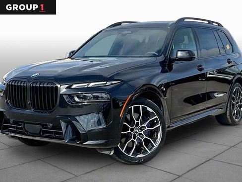 Used 2025 BMW X7 xDrive40i w/ M Sport Package AWD/4WD image 1