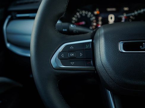 New 2026 Jeep Compass Limited image 21