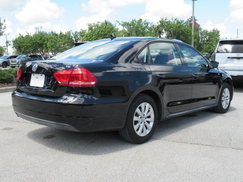 Used 2015 Volkswagen Passat 1.8T Wolfsburg Edition FWD image 6
