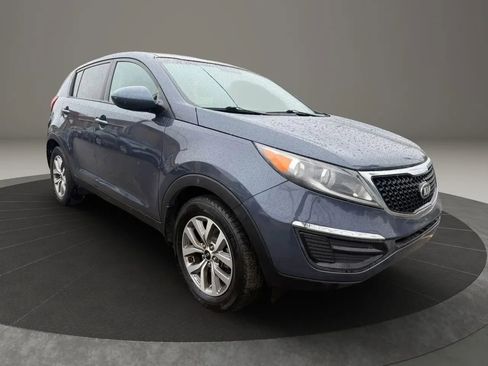 Used 2016 Kia Sportage LX FWD image 3