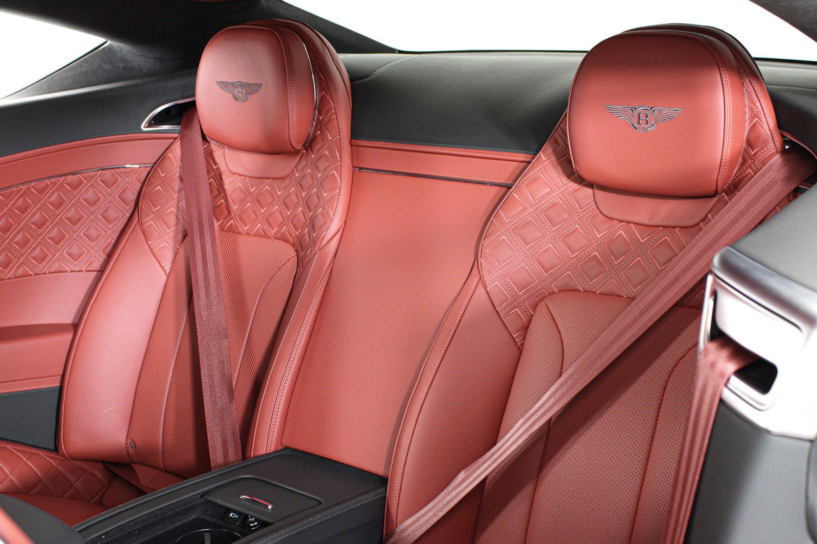 Used 2024 Bentley Continental GT Speed AWD/4WD image 34
