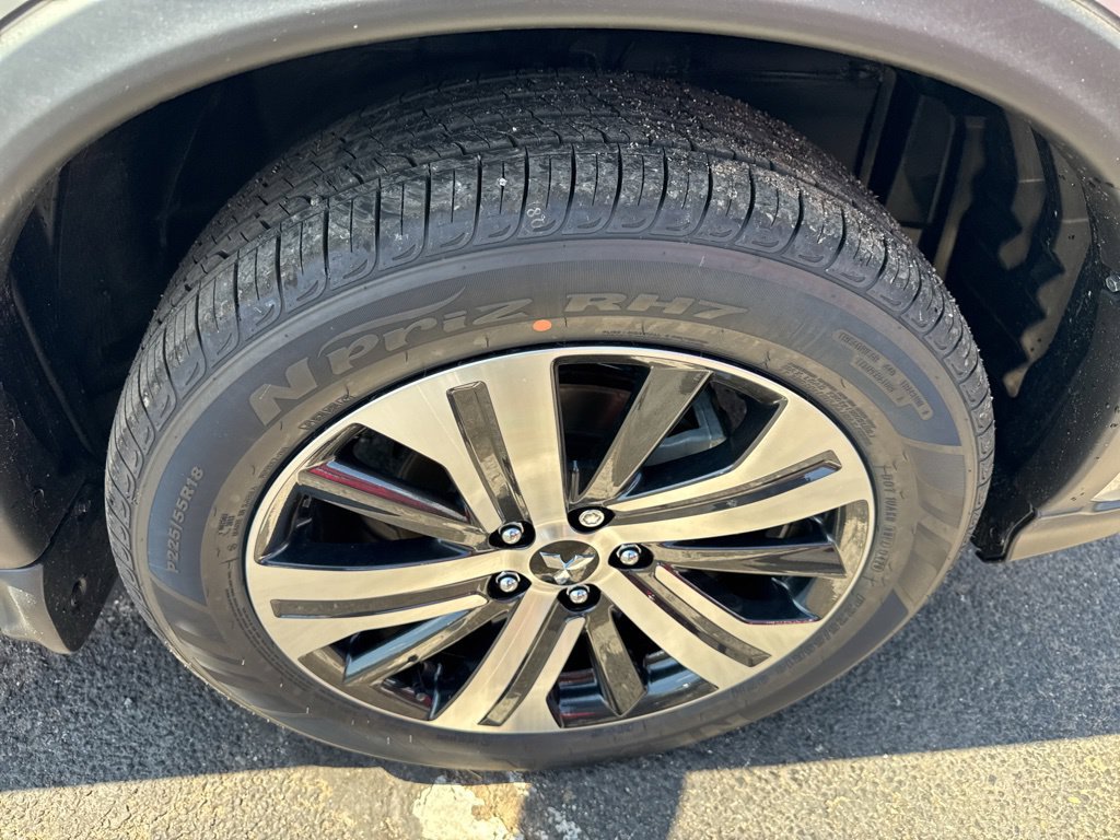 New 2027 Mitsubishi Outlander Sport SE FWD image 40