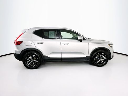 Used 2025 Volvo XC40 B5 Core AWD/4WD image 10