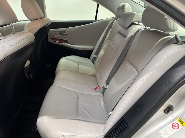 Used 2010 Lexus HS 250h w/ Preferred Accessory Package FWD image 16
