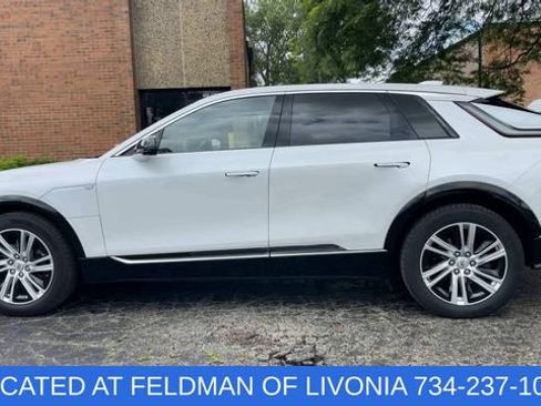 Used 2024 Cadillac Lyriq Tech w/ Driver Assist Package AWD/4WD image 5