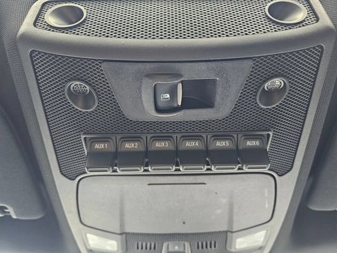 Used 2019 Ford F150 Raptor w/ Equipment Group 802A Luxury AWD/4WD image 34