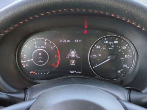 Used 2024 Nissan Kicks SR image 25