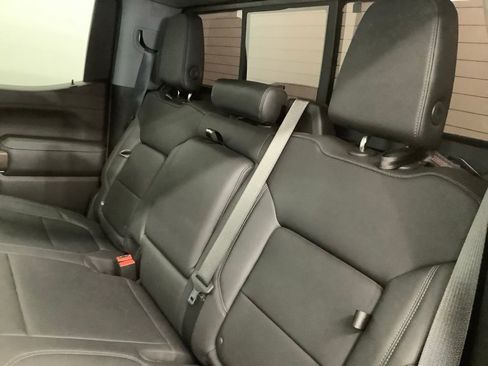 Used 2022 GMC Sierra 1500 SLT w/ SLT Premium Plus Package AWD/4WD image 7