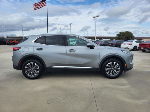 Used 2024 Buick Envision Preferred image 6