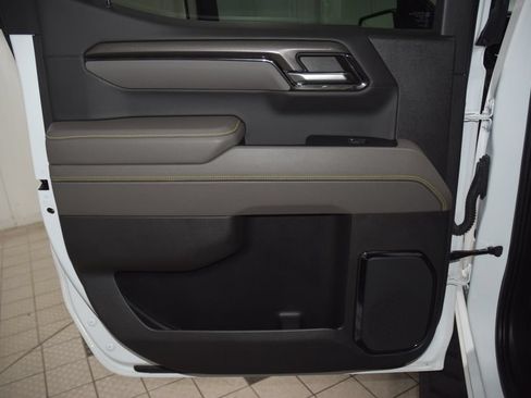 Used 2023 Chevrolet Silverado 1500 ZR2 w/ Technology Package AWD/4WD image 52