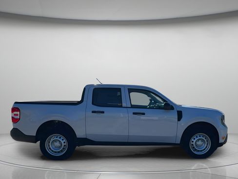 New 2025 Ford Maverick XL FWD image 36
