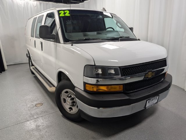 Used 2022 Chevrolet Express 2500 w/ Driver Convenience Package RWD image 2