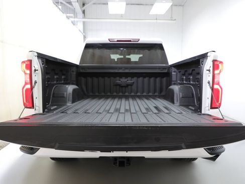 Certified 2020 Chevrolet Silverado 1500 Custom w/ Rally Edition AWD/4WD image 21