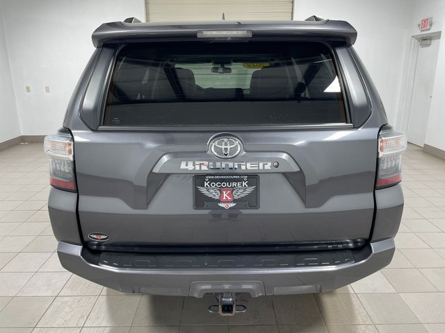 Used 2019 Toyota 4Runner SR5 Premium AWD/4WD image 5