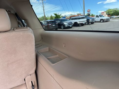 Used 2013 Chevrolet Suburban LTZ AWD/4WD image 31