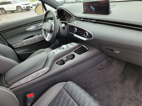 New 2025 Genesis GV70 3.5T Sport w/ Sport Advanced Package image 18