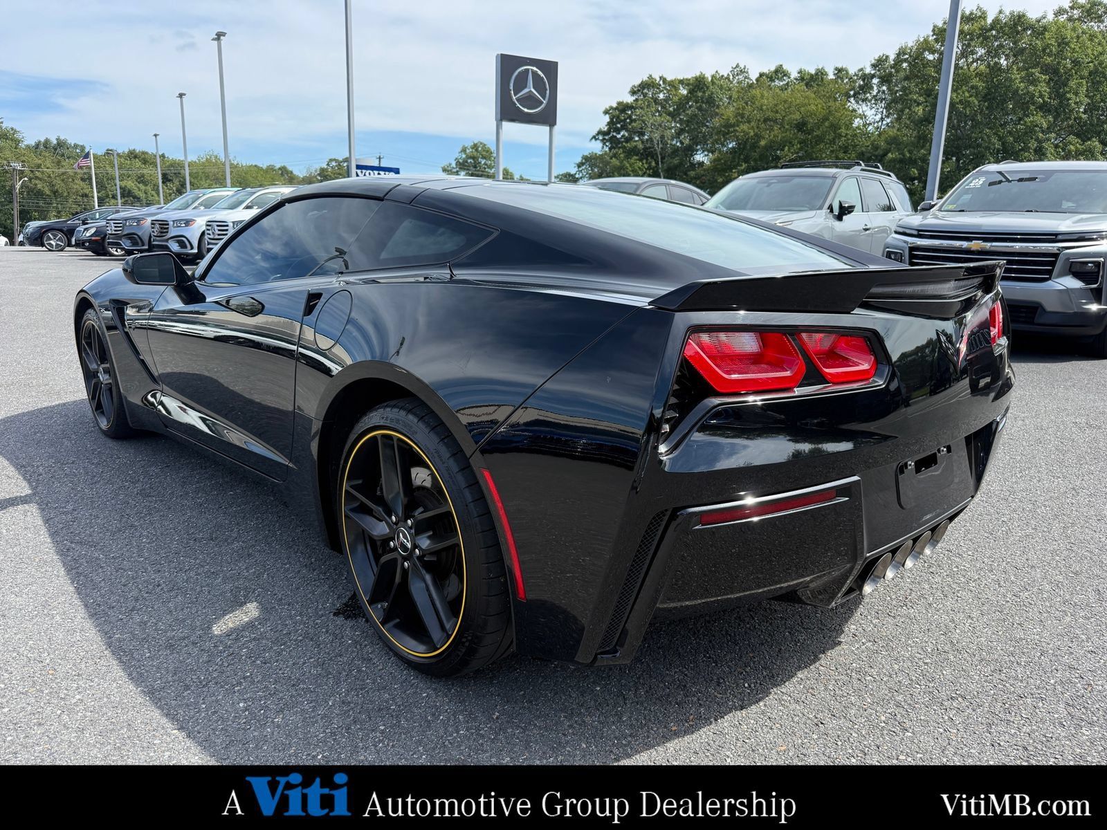 Used 2016 Chevrolet Corvette Stingray Coupe w/ 3LT Preferred Equipment Group RWD image 13
