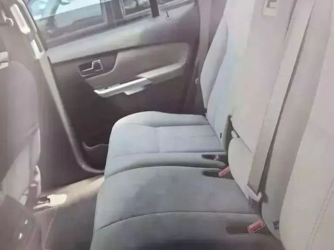 Used 2013 Ford Edge SE image 7