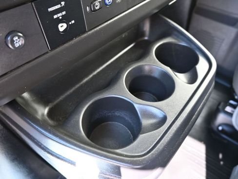 Used 2020 GMC Savana 3500 Extended w/ Driver Convenience Package image 24