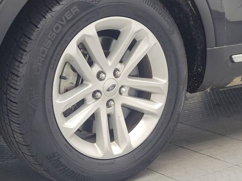 Used 2017 Ford Explorer XLT FWD image 31