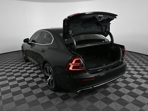 Used 2021 Volvo S60 T5 Inscription w/ Advanced Package FWD image 28