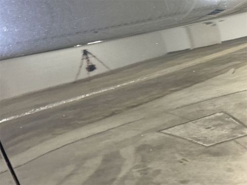 Used 2015 Toyota Sienna LE image 29