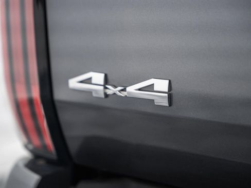 Used 2024 Toyota Tundra Capstone AWD/4WD image 10