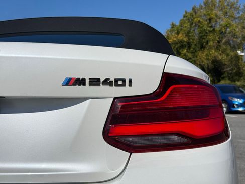 Used 2018 BMW M240i Convertible image 10