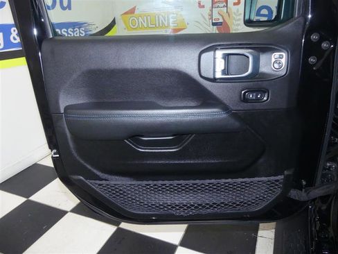 Used 2022 Jeep Wrangler Unlimited Rubicon 4xe w/ Cold Weather Group image 25