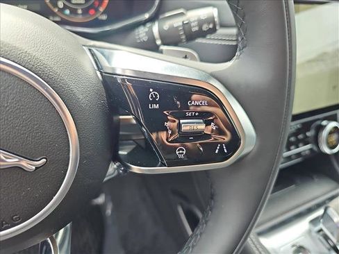 New 2026 Jaguar F-PACE R-Dynamic S image 16