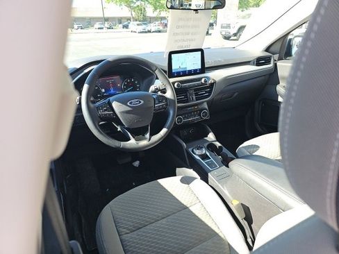 Used 2021 Ford Escape SE w/ Cold Weather Package image 27