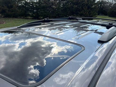 Used 2017 Toyota Sienna XLE Premium image 8