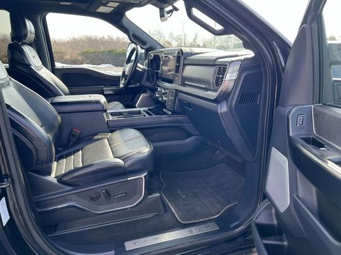 Used 2024 Ford F350 Platinum image 10