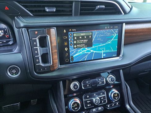 Used 2024 GMC Yukon Denali Ultimate AWD/4WD image 27