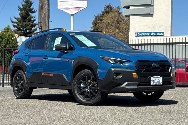 Used 2026 Subaru Crosstrek 2.5i Wilderness w/ Wilderness Package AWD/4WD image 2